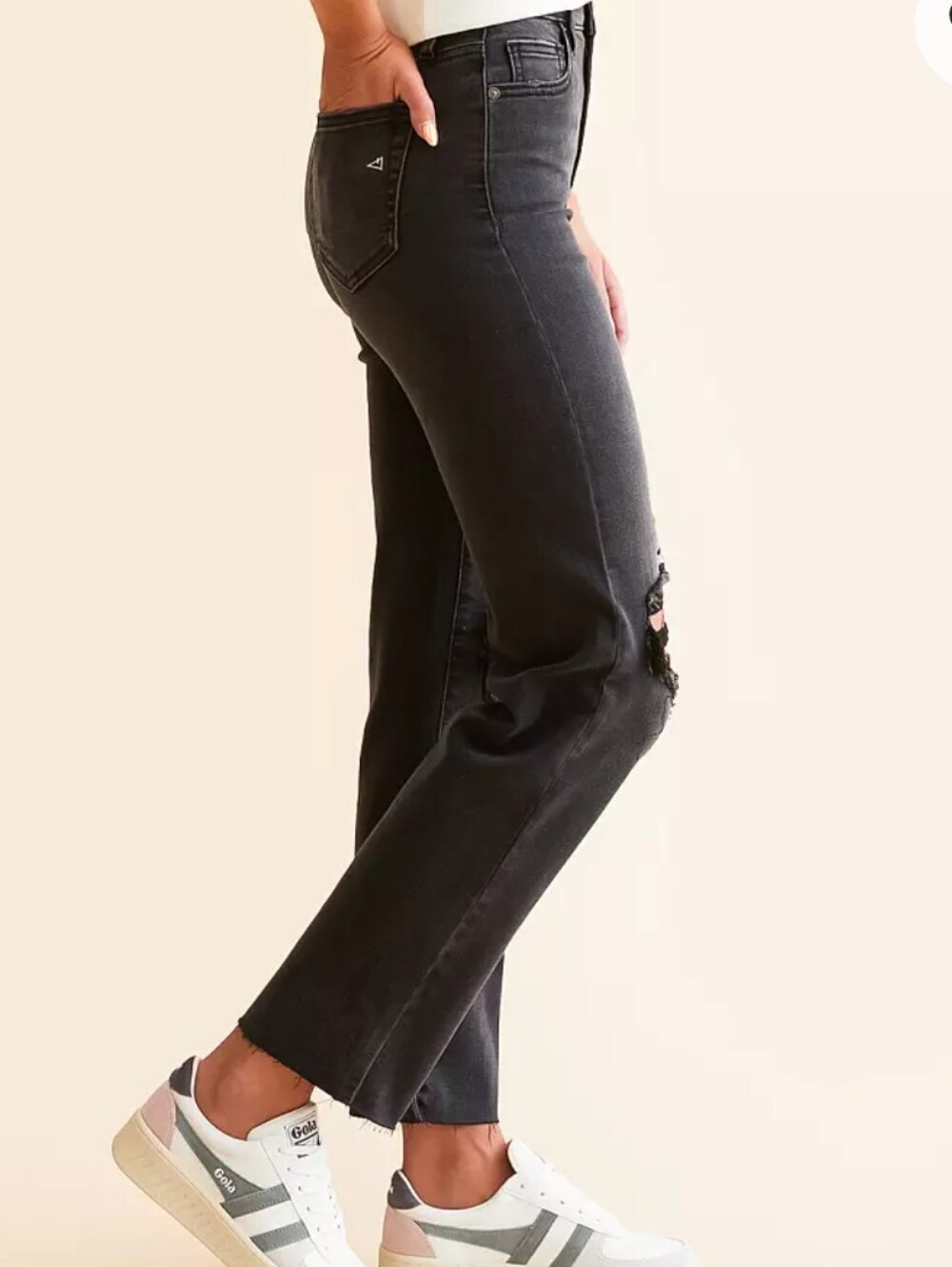 Hidden Black High Rise Straight-Leg Distressed Women’s Jeans